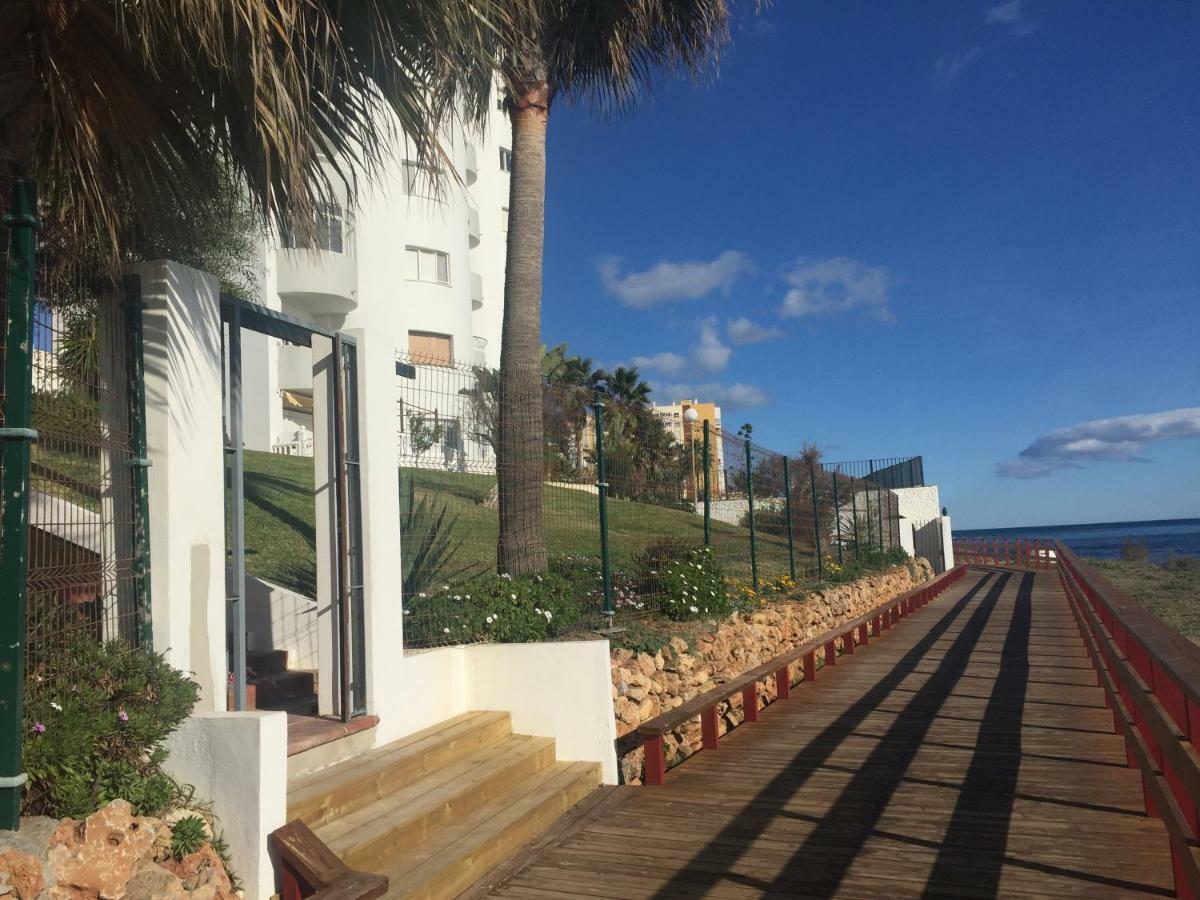 Apartment On Beach Mijas Sitio de Calahonda Exterior photo
